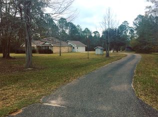 4022 Lake Wilma Rd, Moss Point, MS 39562