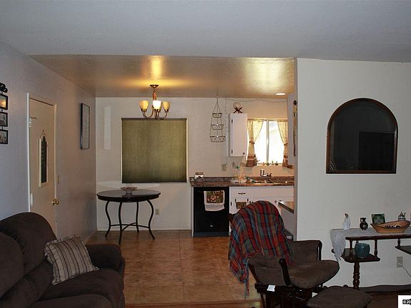 3rd image of 311 Helen Ave