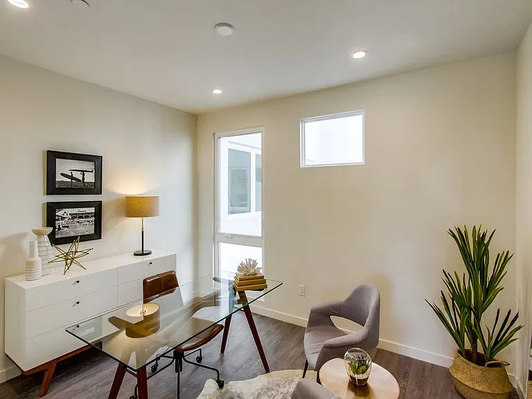 The Evelyn Townhomes: Luxe Living in the Heart of North Park's Trendy Vibe — Photo 18