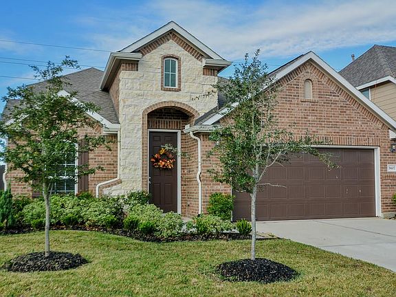 2nd image of 5607 Drumlin Field Way