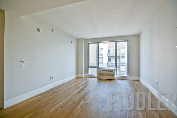 Rented by Fiddler Realty | media 20