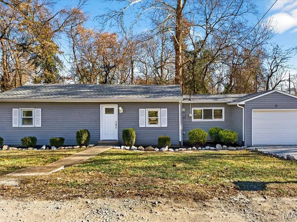 13 Melody Ln S, Saint Charles, MO 63303