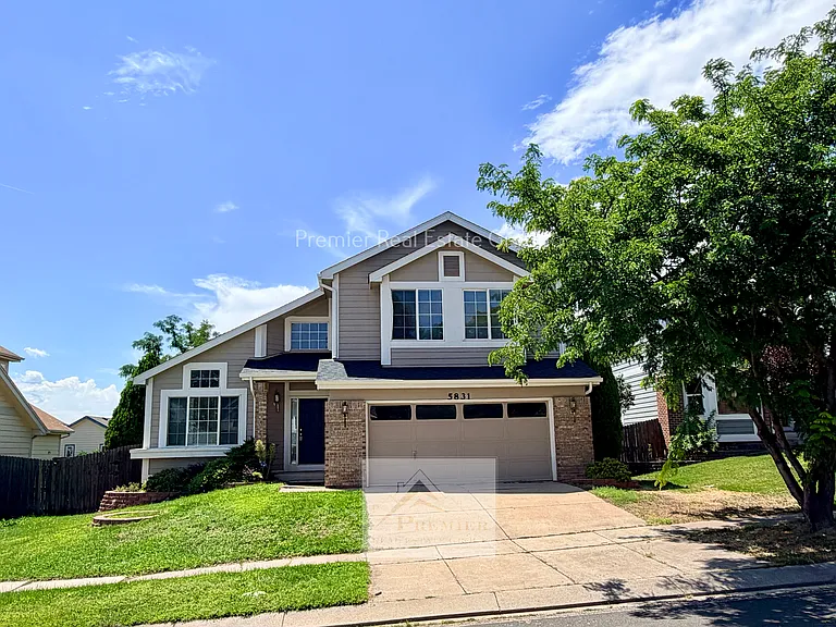 5831 Instone Cir — Photo 1