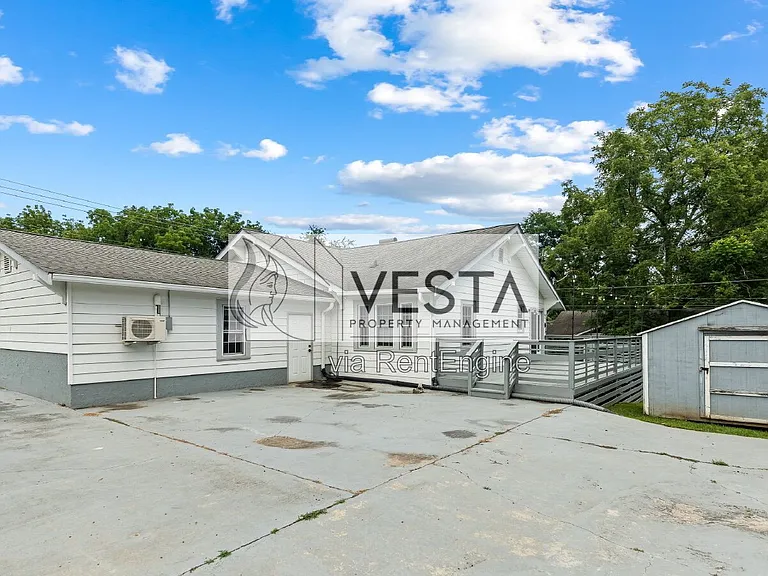 535 Fairview Rd — Photo 23