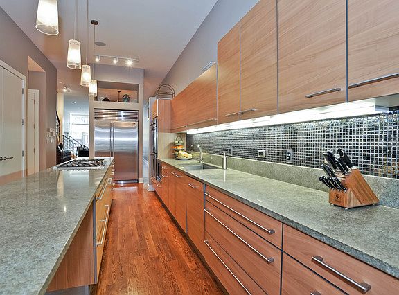 5th image of 1136 W Lill Ave