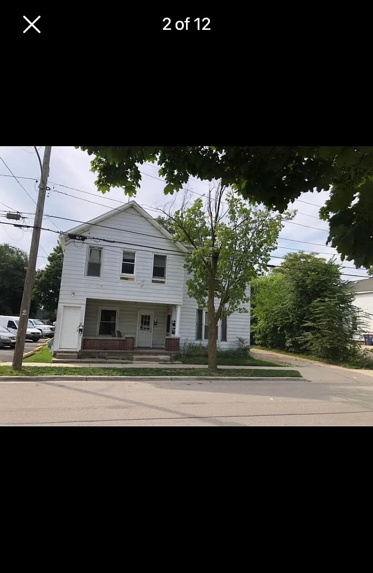1 bed, $1,000 — Photo 1