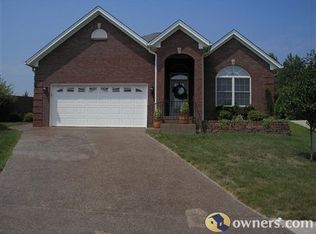 3144 Arbor Ridge Ln, New Albany, IN 47150