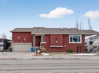 302 NE Sixmile Ln S, Lethbridge, AB T1K 5S6