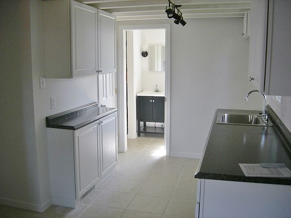2nd image of 1023 Cottage Dr