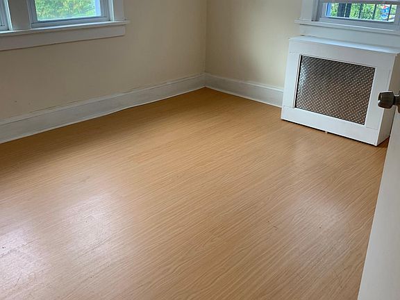 3rd image of 671 Yonkers Ave #2