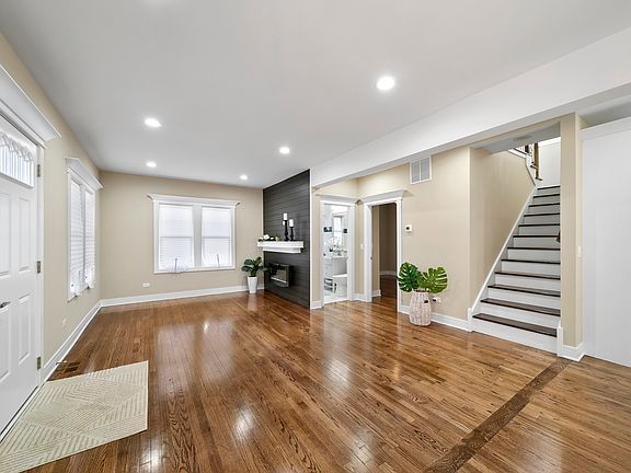 3rd image of 9219 S 55th Ave