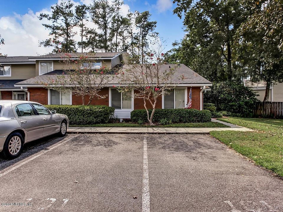 5400 Water Oak Ln Jacksonville-001-37-We