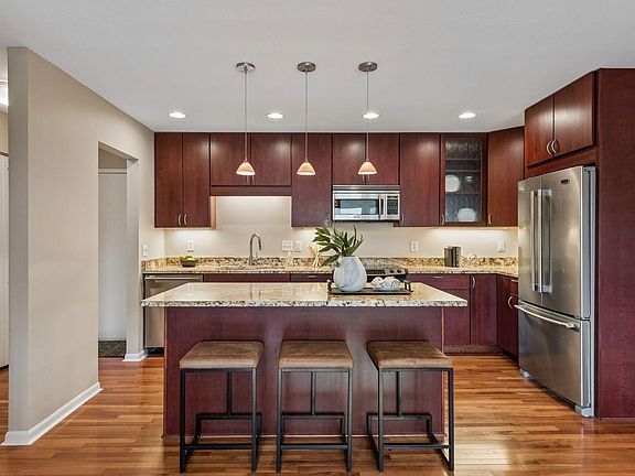 4th image of 3150 Excelsior Blvd APT 401