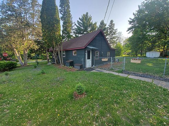 2nd image of 1880 Quentin Ave S
