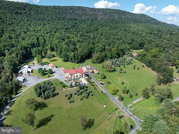 4th image of 247 Sugar Run Rd