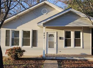 203 E 1st St, Cherryville, NC 28021
