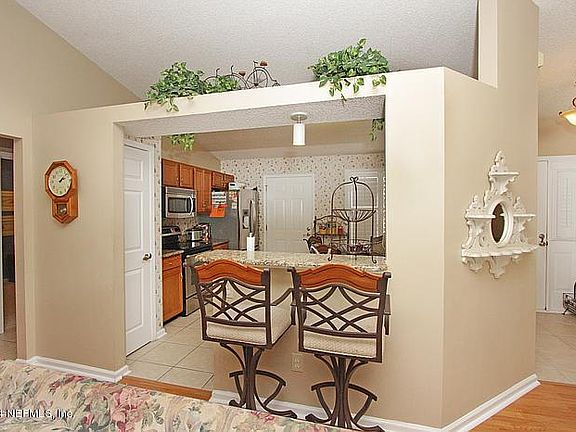4th image of 9093 Prosperity Lake Dr