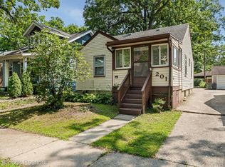 201 W Webster St, Ferndale, MI 48220