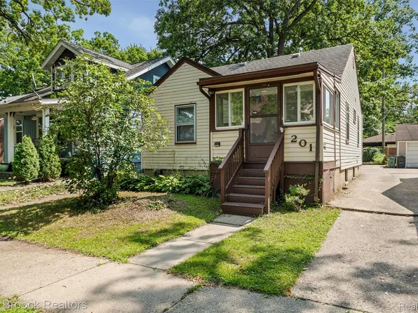 201 W Webster St, Ferndale, MI 48220