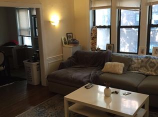 530 W Addison St APT 121, Chicago, IL 60613