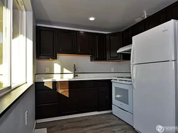 3703 S Manitou, Tacoma, WA 98409