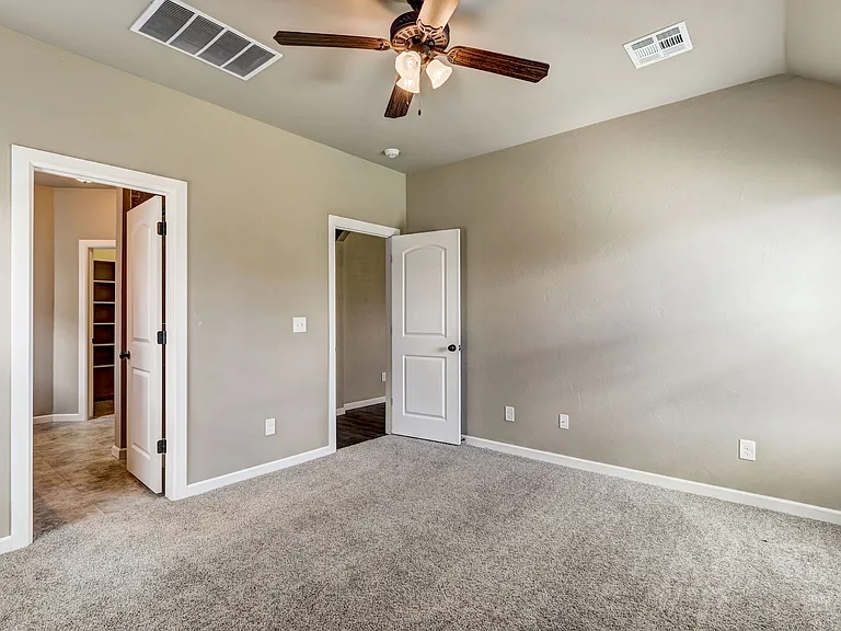 9952 SW 22nd St — Photo 29