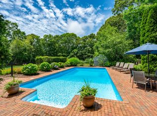 9 N Quarter Rd, Westhampton, NY 11977