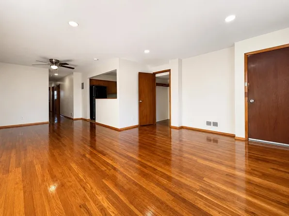 336 Avenue E, Bayonne, NJ 07002