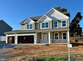 1901 Edgewood Dr, Shippensburg, PA 17257