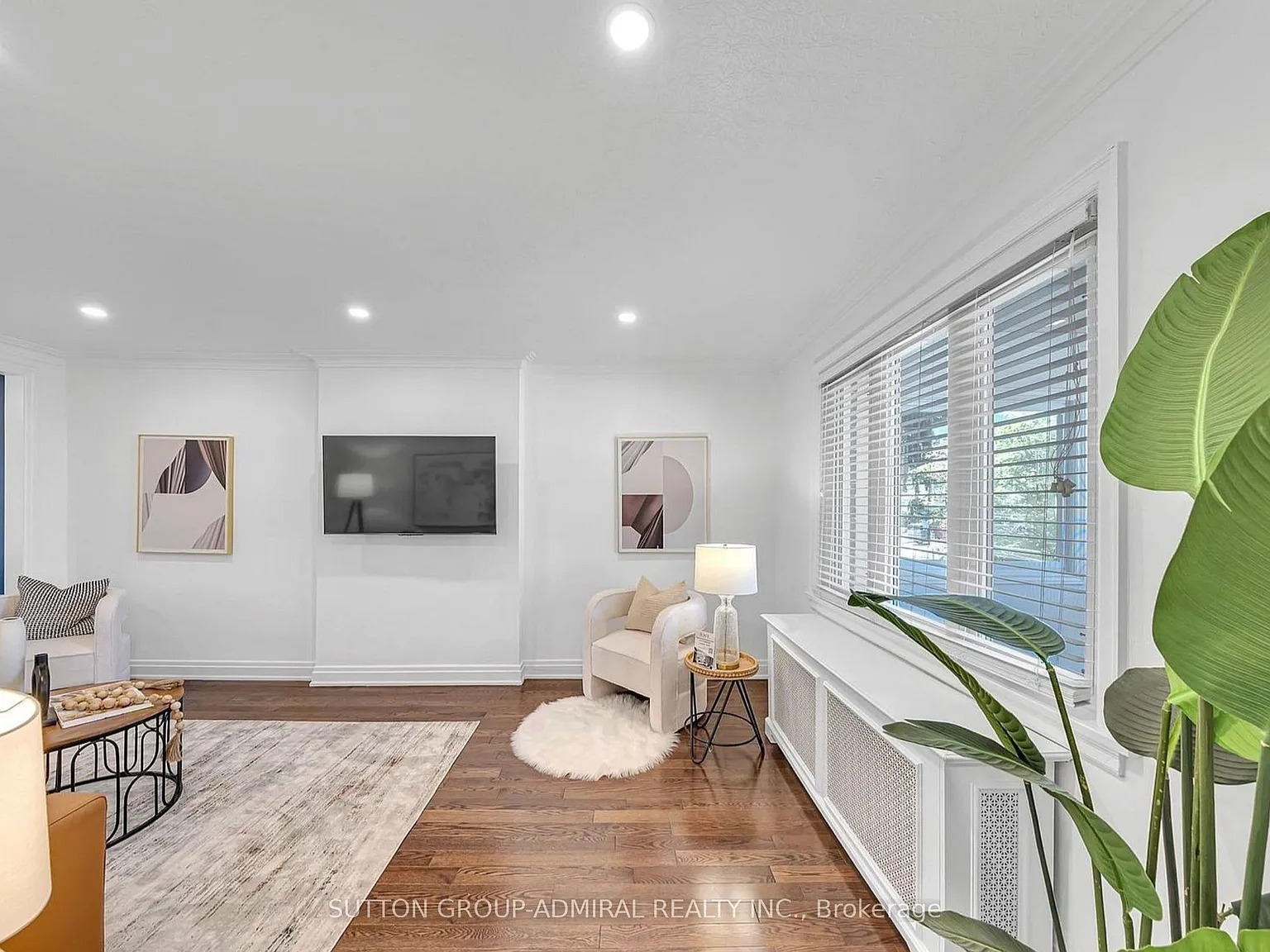 4 bed, $4,200 — Photo 4
