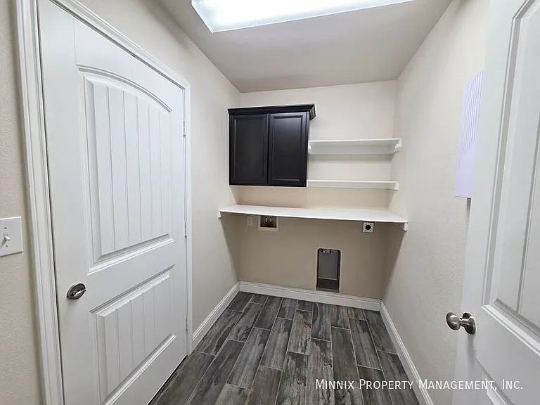9411 Sagebrush Ave — Photo 20