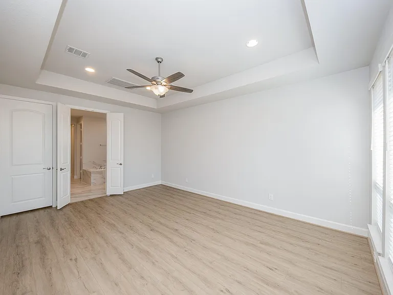 29819 Breezy Pines Loop — Photo 35