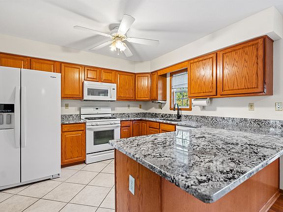 2nd image of 5237 Trafford Dr