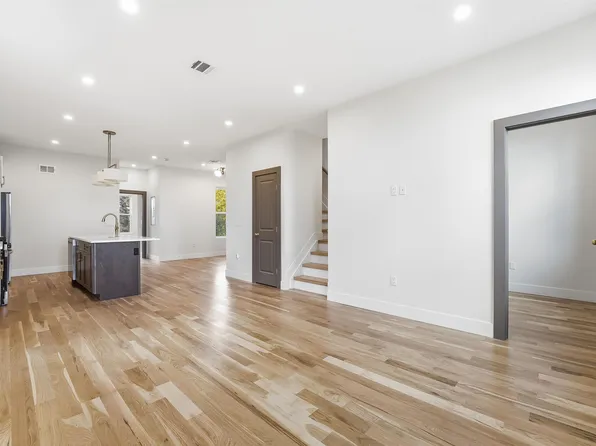 25 Lembeck Avenue image 10 of 26