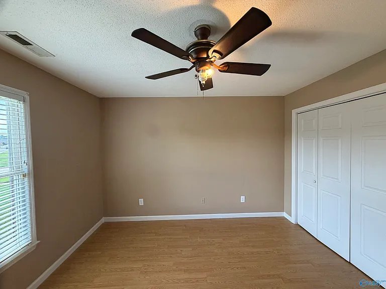 1524 Forestview Dr SW — Photo 22