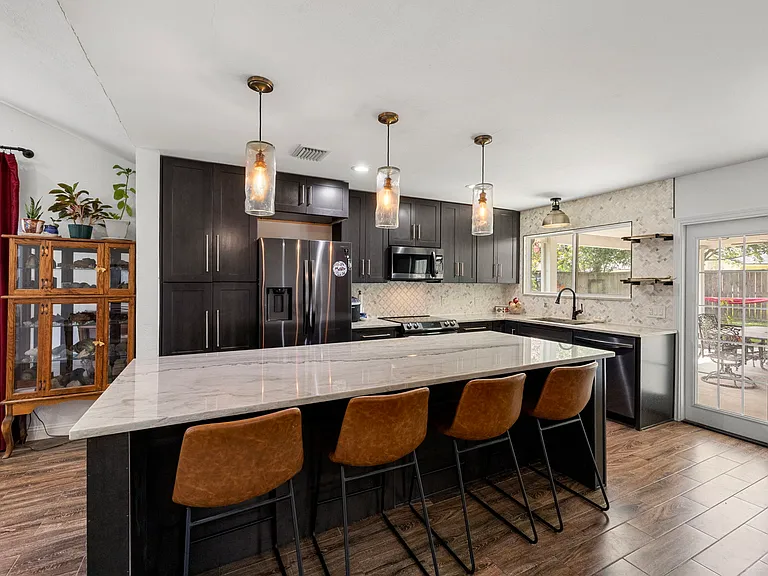22610 Coriander Dr — Photo 8
