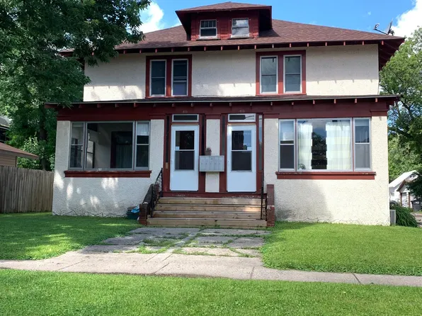 415 9th St S, Fargo, ND 58103