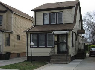 196-16 116th Ave, Jamaica, NY 11412