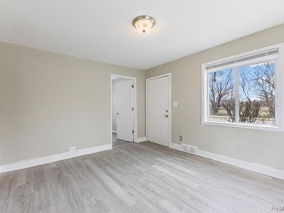 3rd image of 6808 Fisher Ave