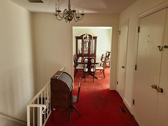 3rd image of 681 Westover Dr