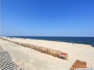 102 Sand Castle Dr #A1, Mantoloking, NJ 08738