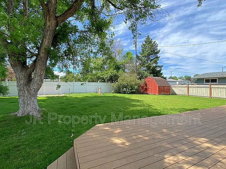 806 Forest Ave — Photo 4
