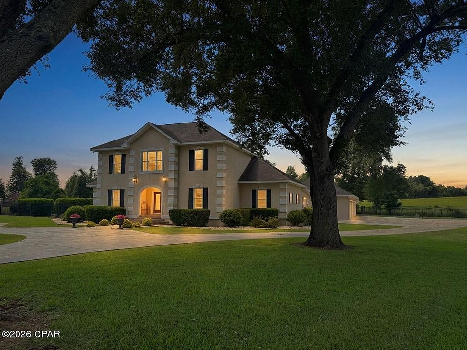 1st image of 4528 Red Oak Trce