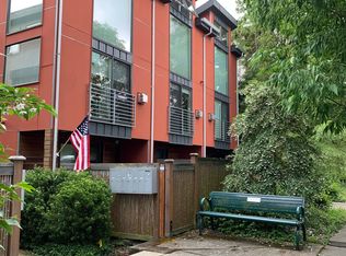 1718 California Ave SW #B, Seattle, WA 98116