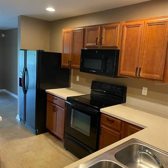 10934 Johanna Ave — Photo 13