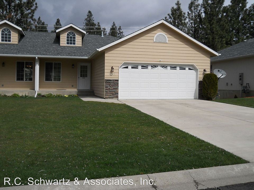 1st image of 1205 E Chantel Dr