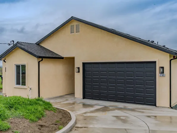 2785 Village Dr, Ione, CA 95640