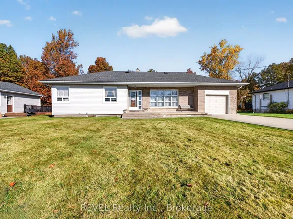 482 Walden Blvd E, Fort Erie, ON L2A 1R9