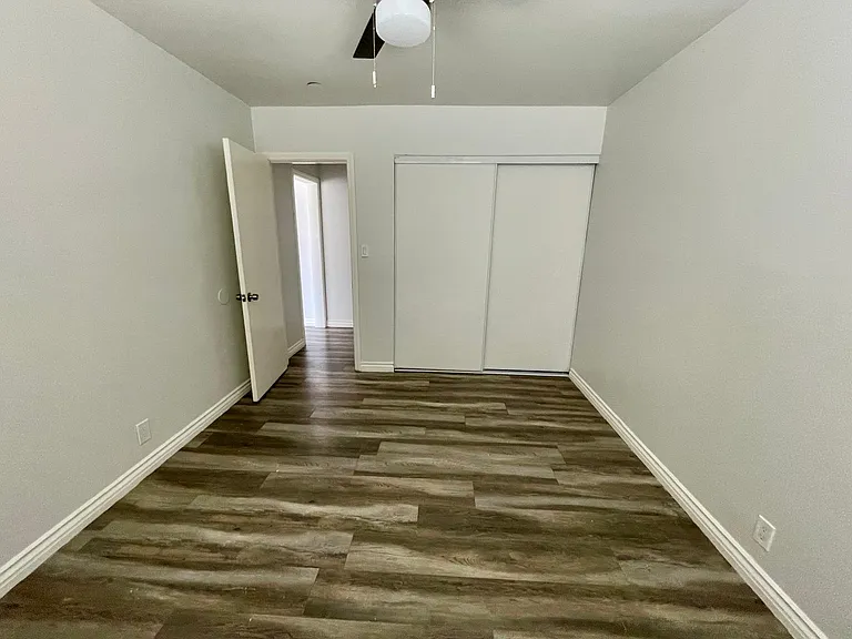 1142 N Madison Ave #2 — Photo 14