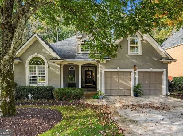 850 Lake Medlock Dr, Johns Creek, GA 30022